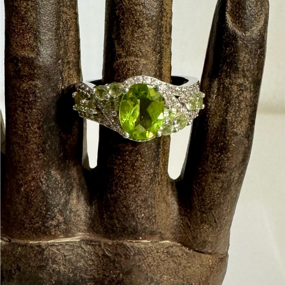 Peridot/ Sterling Silver Ring
